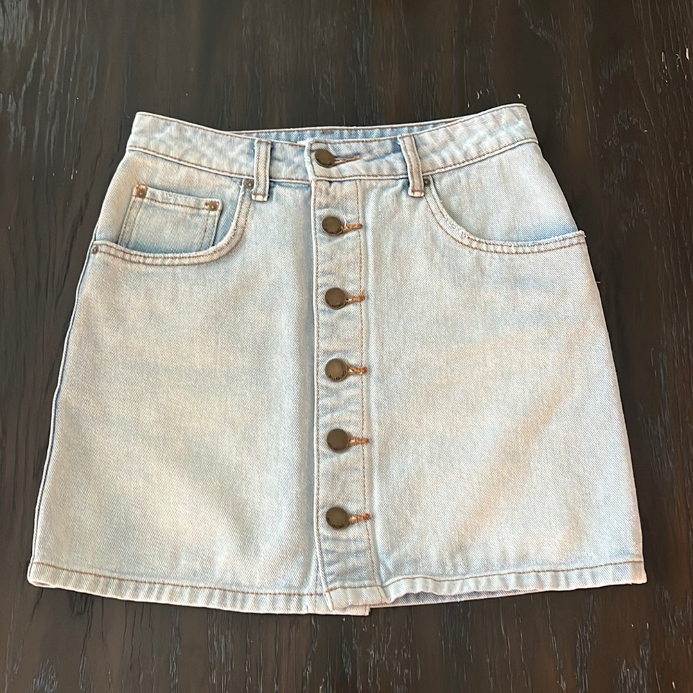 Billabong denim skirt with buttons down the front